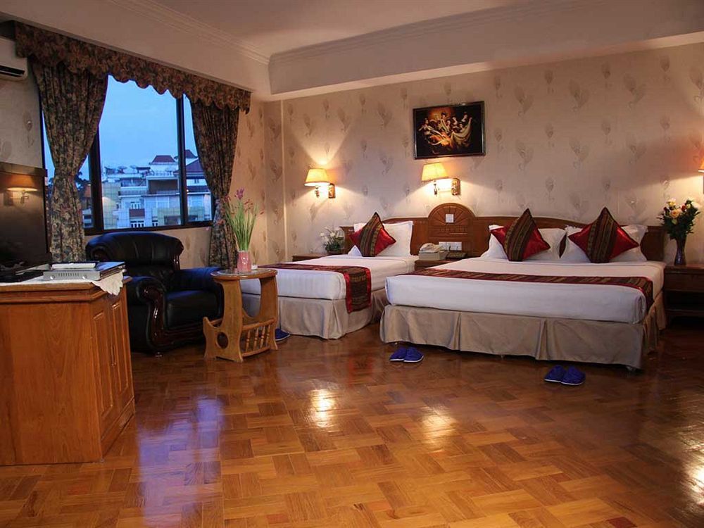 Excel Treasure Hotel Янгон Экстерьер фото