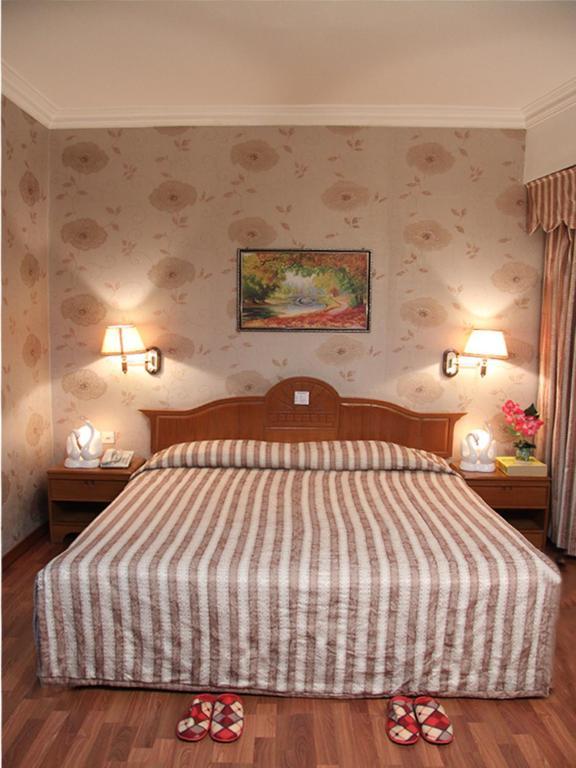 Excel Treasure Hotel Янгон Экстерьер фото
