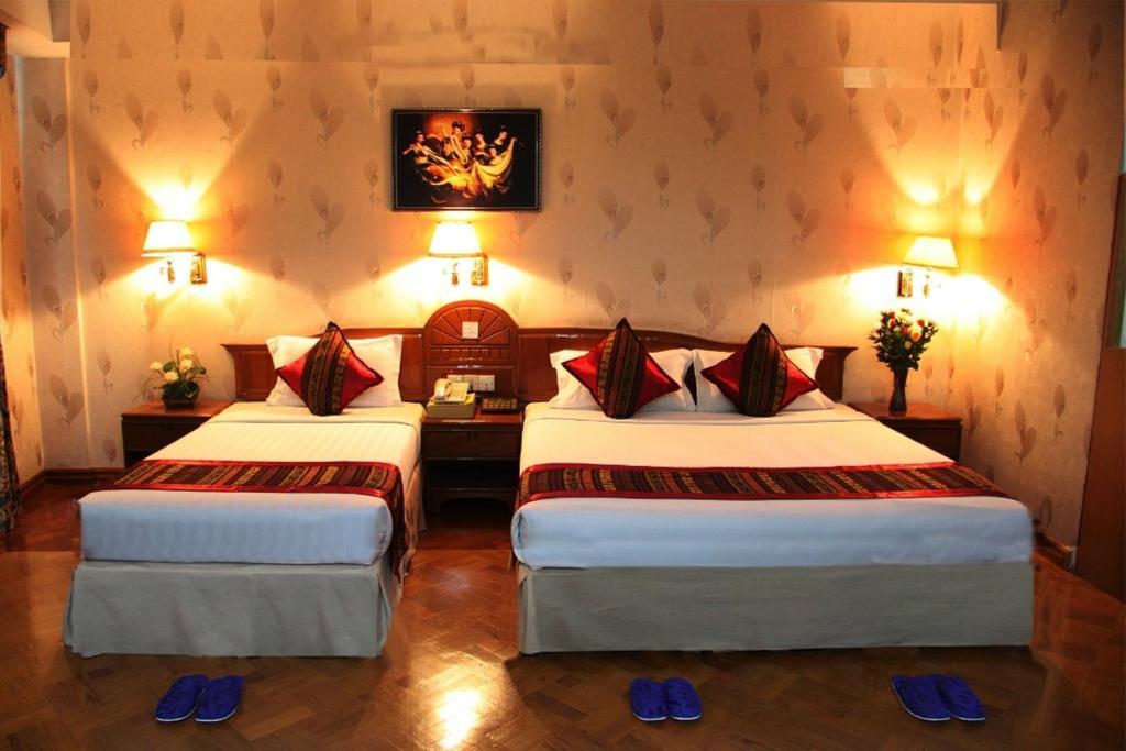 Excel Treasure Hotel Янгон Экстерьер фото